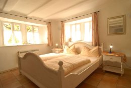 weißes Zimmer Ross-2000.jpg